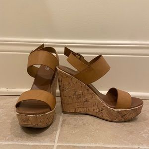Light brown faux leather wedges